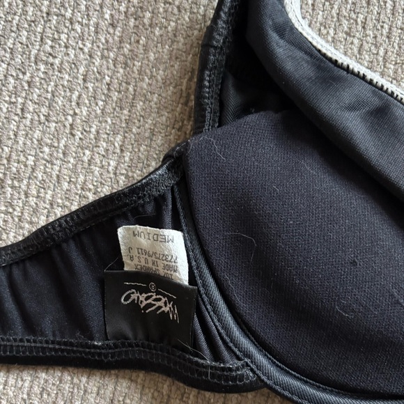 Mossimo Black Bikini Top with Boy Shorts - Picture 4 of 11